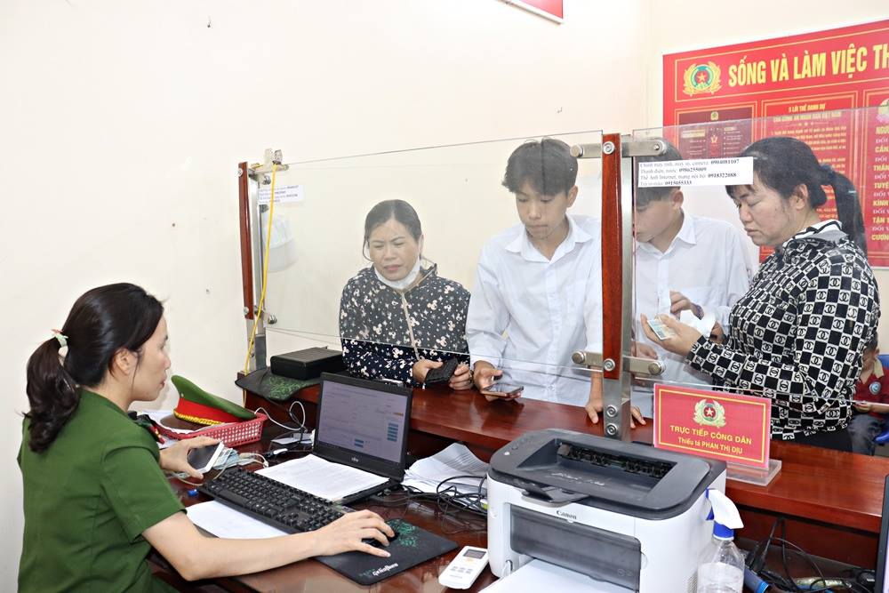 anh tin bai